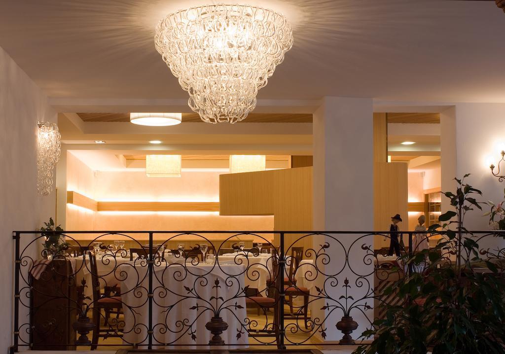 Parkhotel Ladinia San Vito di Cadore Exterior photo